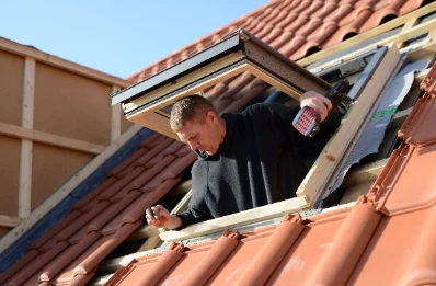 Pose de fenêtres de toit Velux à Breuillet